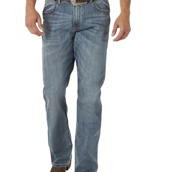 Wrangler Other - Wrangler Mens Retro Relaxed Bootcut Jeans Size 38x30